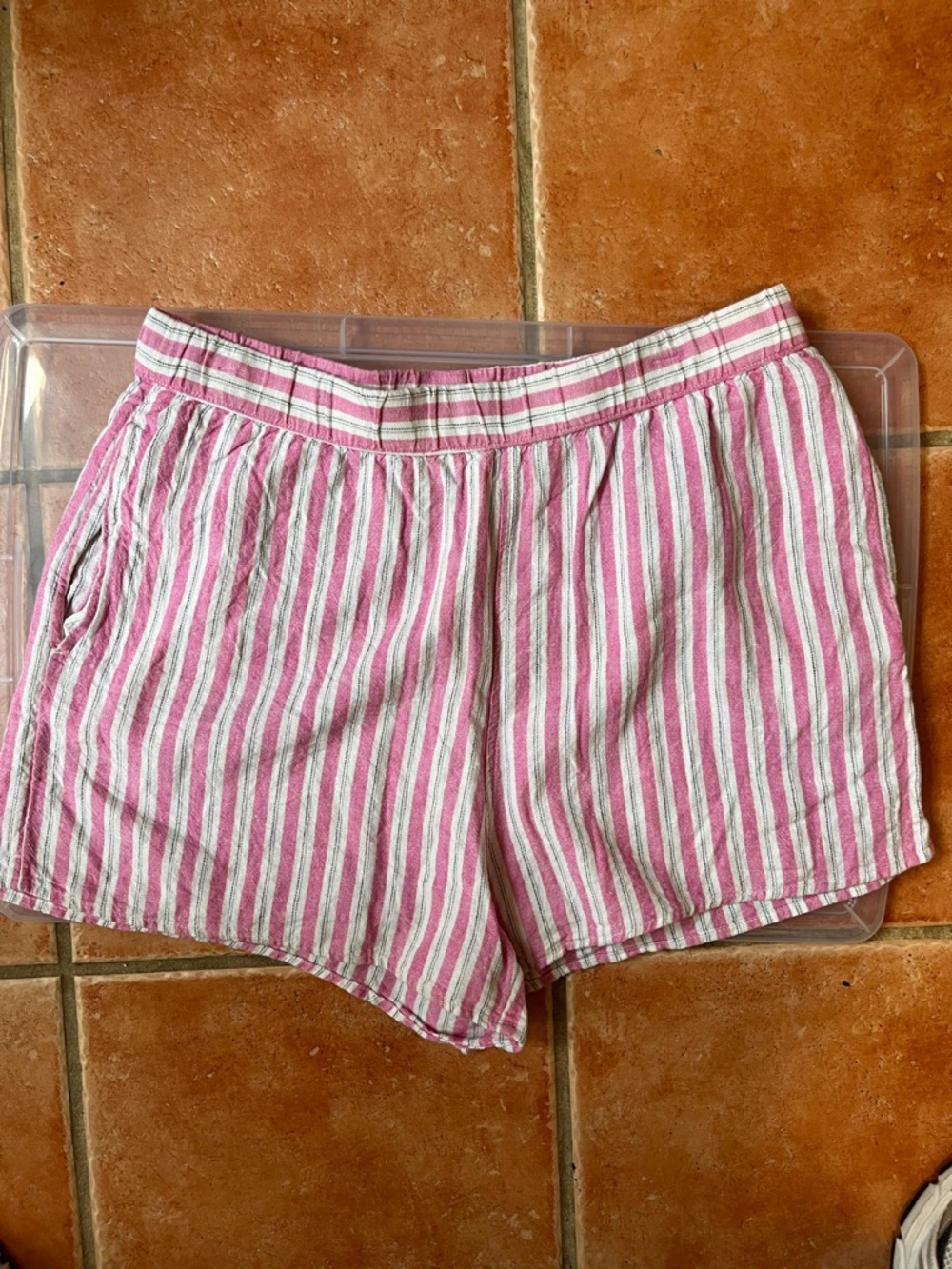 Universal Thread Pink and White Striped Women’s Shorts